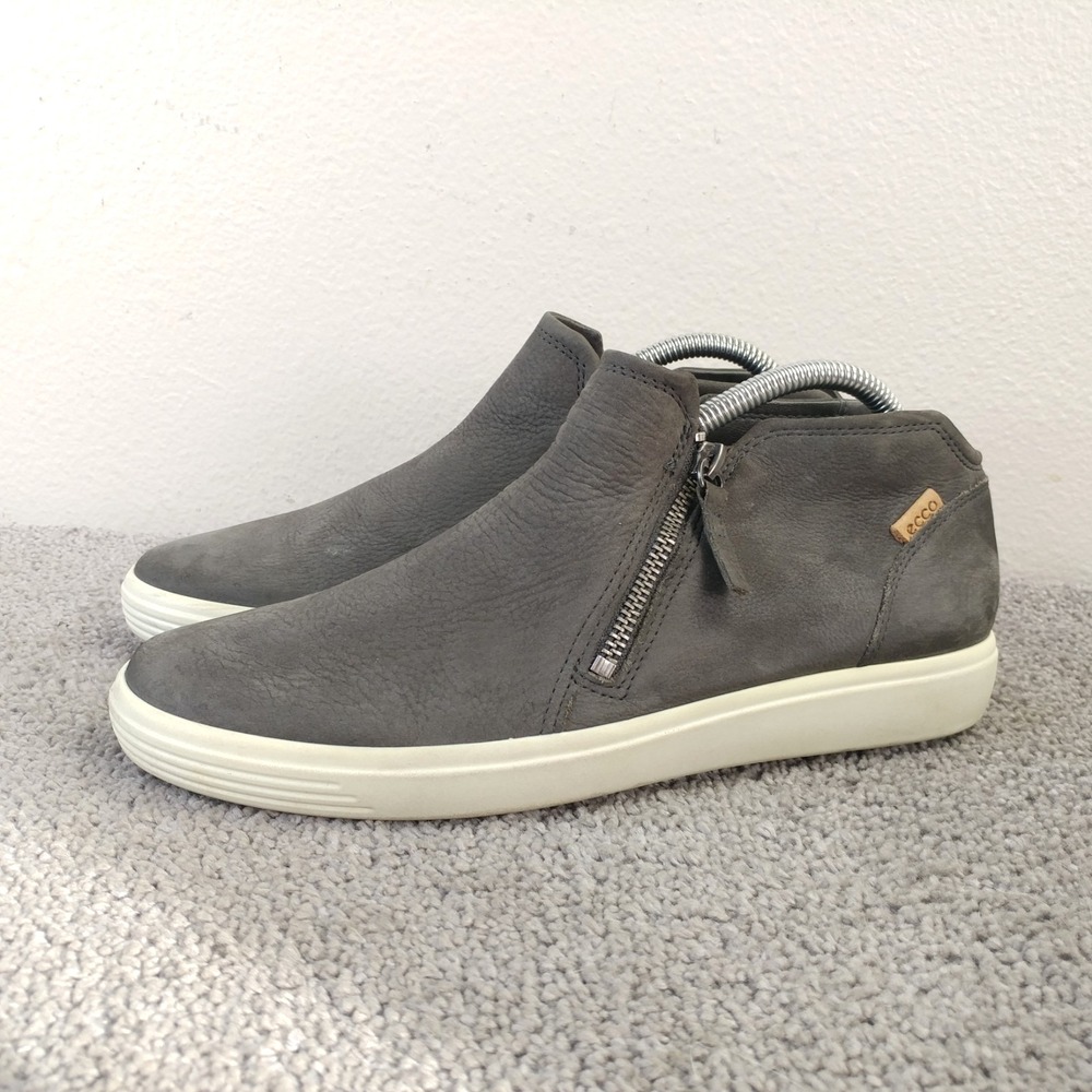 ECCO Soft 7 Low Bootie Womens Size 10 Shoes Side Zip Suede Sneakers Gray